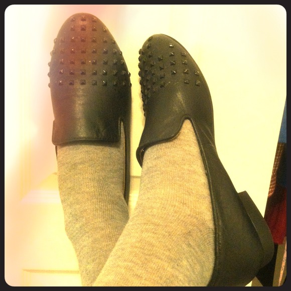 Another pic of Steve Madden flats