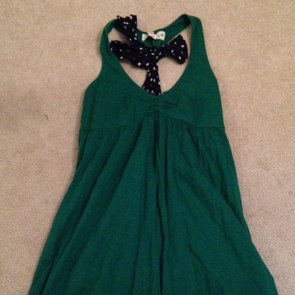 Cotton green dress with cute tie back - Picture 2 of 2