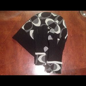 Coach hat and gloves set ***SOLD***