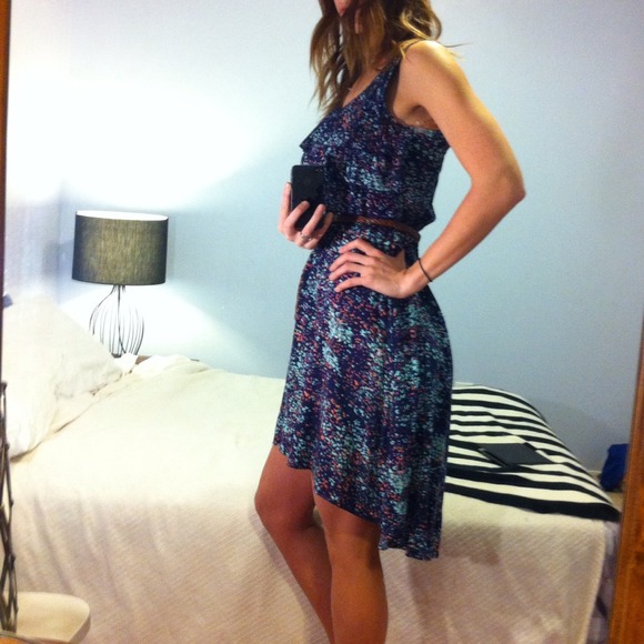 Sold - Picture 2 of 4