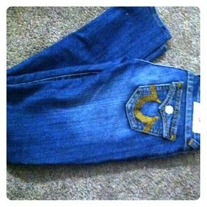 TRUE RELIGION JEANS