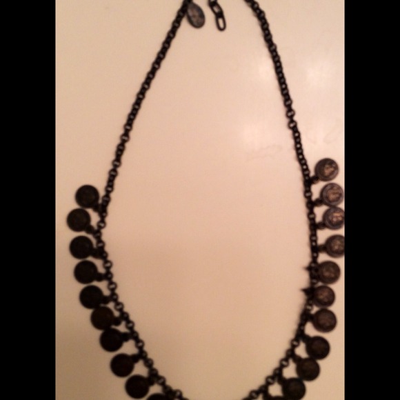 neckless with charms! 💮🔱elegant reduced price⬇️ - Picture 4 of 4