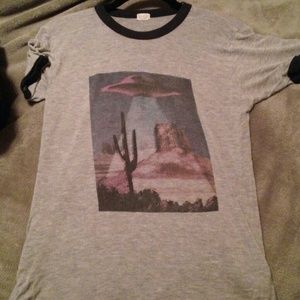 Brandy Melville UFO Diana shirt