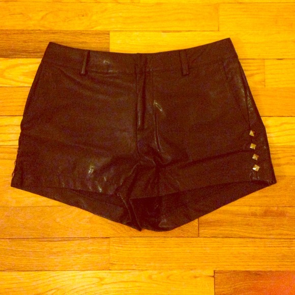 💀SOLD ON VINTED💀Studded faux leather shorts