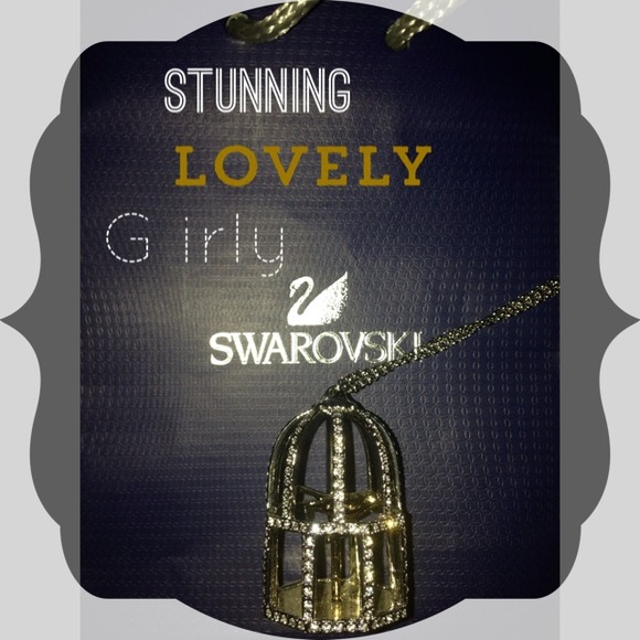 Swarovski Nostalgia Bird Pendant Necklace