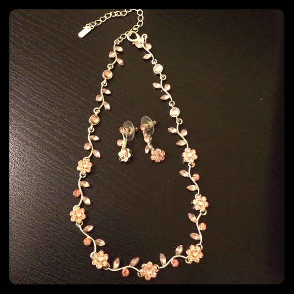 Necklace and earrings