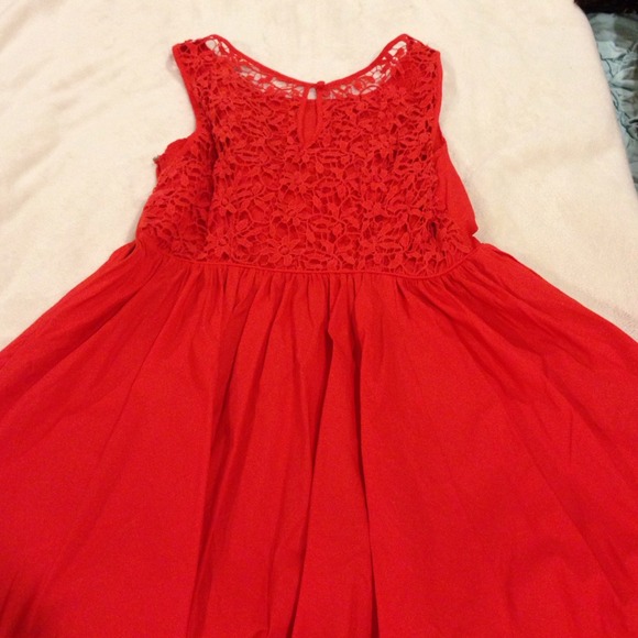 Sold! Vivid red Moulinette Soeurs lace back dress - Picture 2 of 4