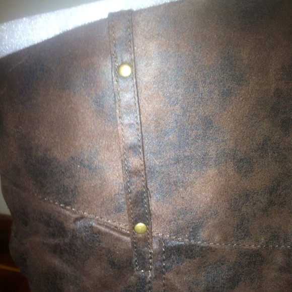 SOLD - Picture 4 of 4