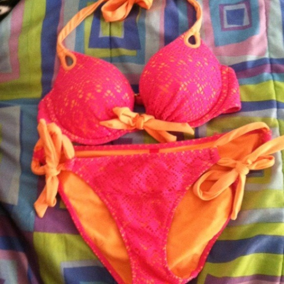 Victoria's Secret bikini push up