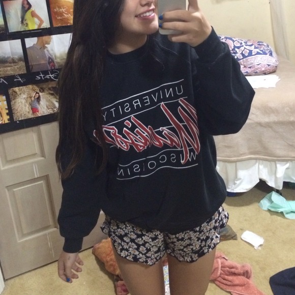 ✖️SOLD✖️Brandy Melville Vodi Shorts