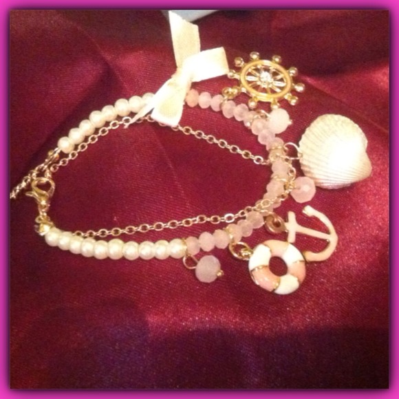 ⚓️PRECIOUS NAUTICAL BRACELET WITH FOUX PEARLS PEARLS & CUTE NAUTICAL CHARMS , NE