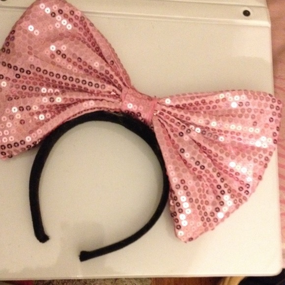 Headband huge light up bow