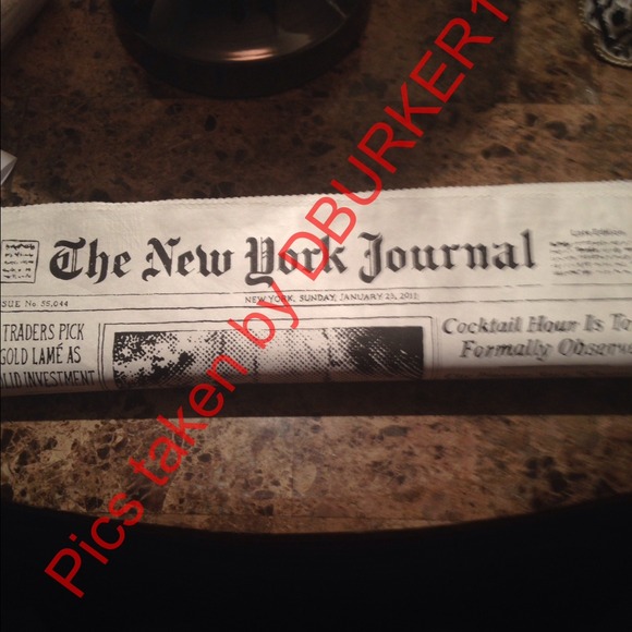 AUTHENTIC kate spade newspaper clutch for sale💃