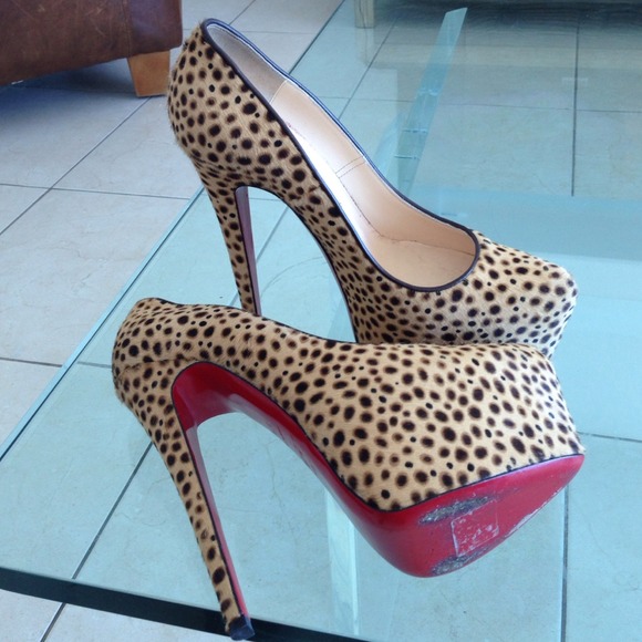 Louboutin shoes - Picture 3 of 4