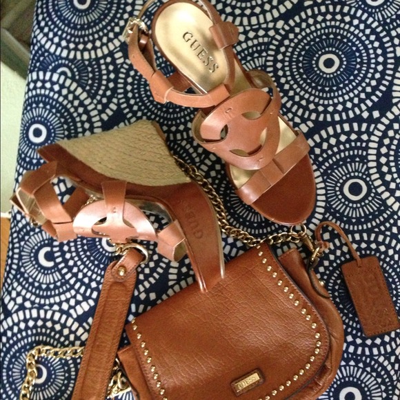 SOLD GUESS wedges