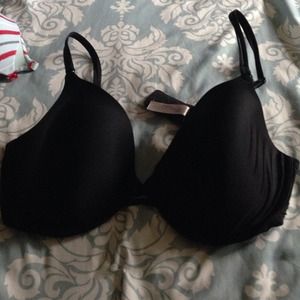 Victorias Secret black bra