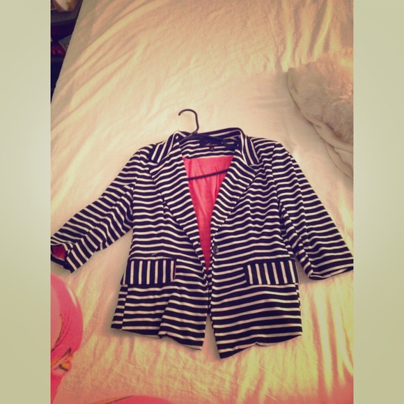 Striped black and white blazer