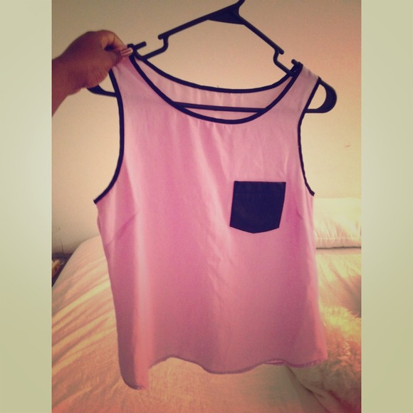 Purple tank 😘😘😘