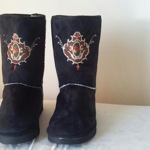 **SOKD**  Adorable cold weather boots