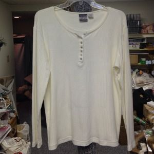 🌺🌺🌺sold🌺🌺🌺Cream Button Henley