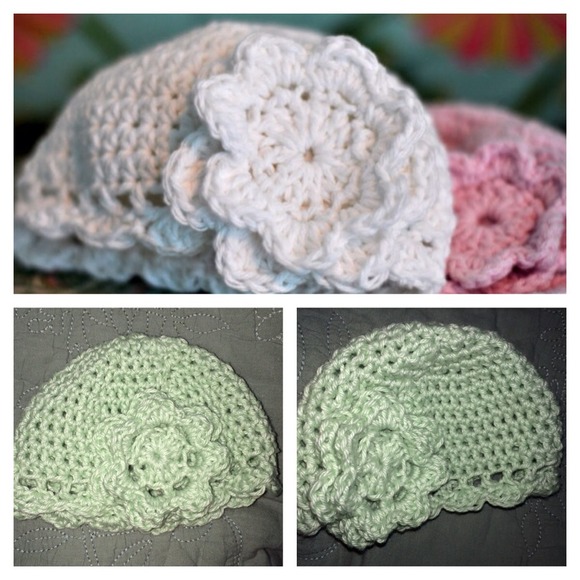 Newborn coming home cloche hats - Picture 2 of 2