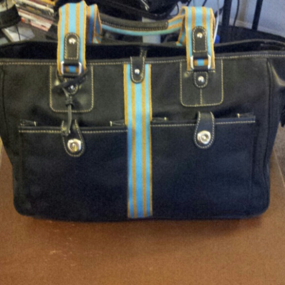 Authentic Bandolino Carrying Bag
