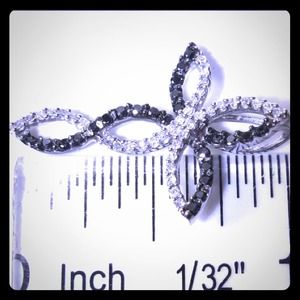 Sold on eBay ‼️! Diamond twisted cross pendant