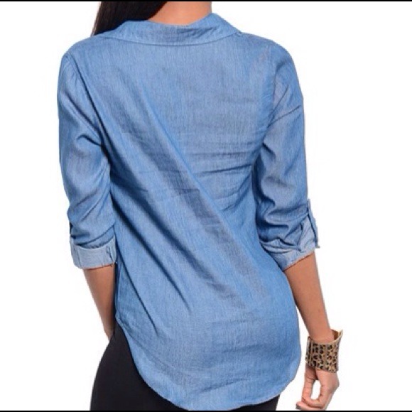 🎈CLEARANCE 🎈⭐️HP⭐️Stunning Dark Denim Top✨ - Picture 4 of 6