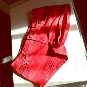 Coral colored American eagle denim shorts!