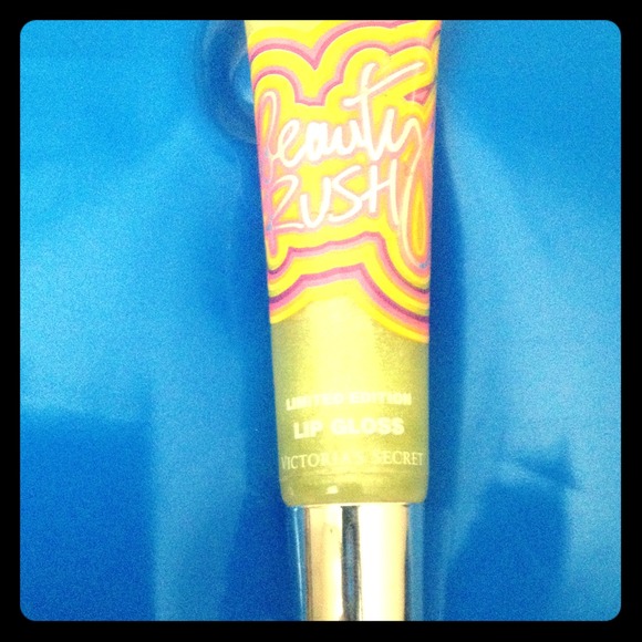 VS lip gloss