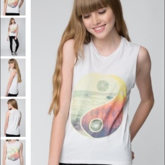 ❌❌Sold on vinted❌❌RAISA YINYANG TANK