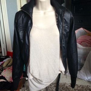 PRICE CUT✂️Perfect faux leather jacket