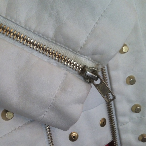 White Leather jacket with gold studs - Picture 2 of 2