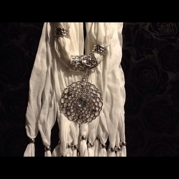 Jewelry scarf