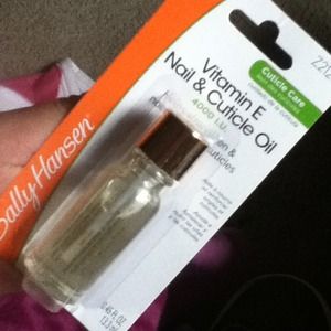 🐣Vitamin E nail and cuticle oil