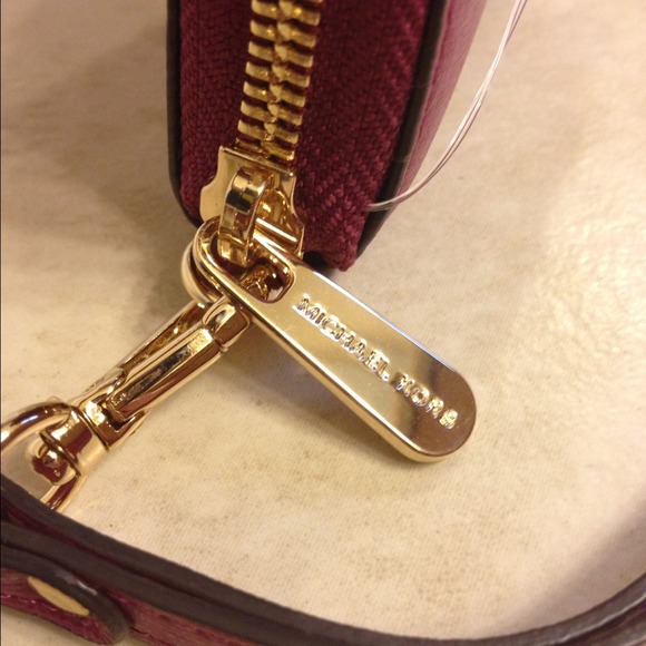 ⛔Sold⛔Michael Kors MK wallet Wristlet NEW - Picture 4 of 4