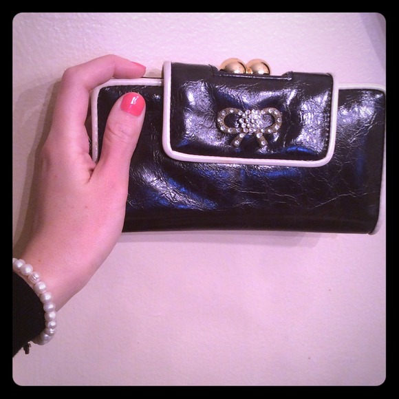 Brand New Gorgeous Clutch/Wallet!