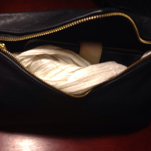 Authentic Italian leather - Picture 3 of 4