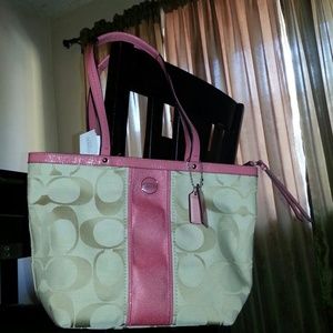 Pink coach handbag
