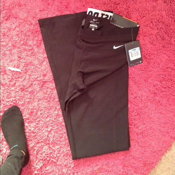 SOLD Nike Yoga Pants