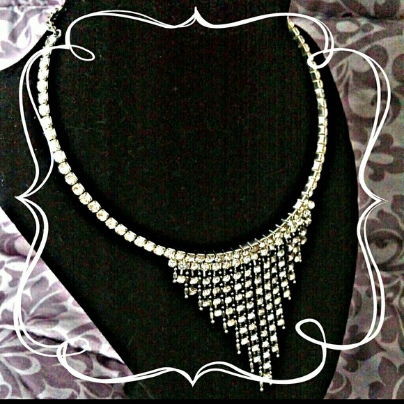 Gorgeous Rhinestone Necklace