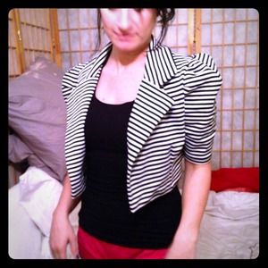 ❌❌Sold❌❌Bongo crop top