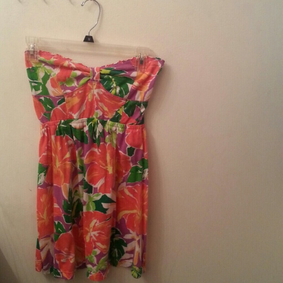 Aeropostale floral drsss