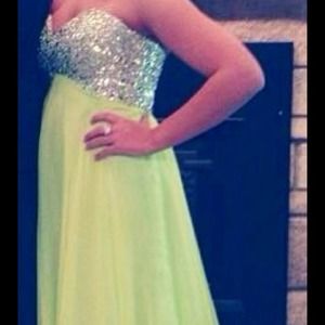 Prom dress