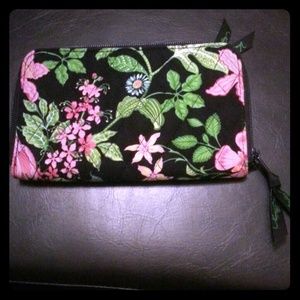 *SALE* Everything Must Go!NWOT Vera Bradley Wallet