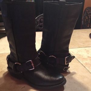 Steve Madden boots