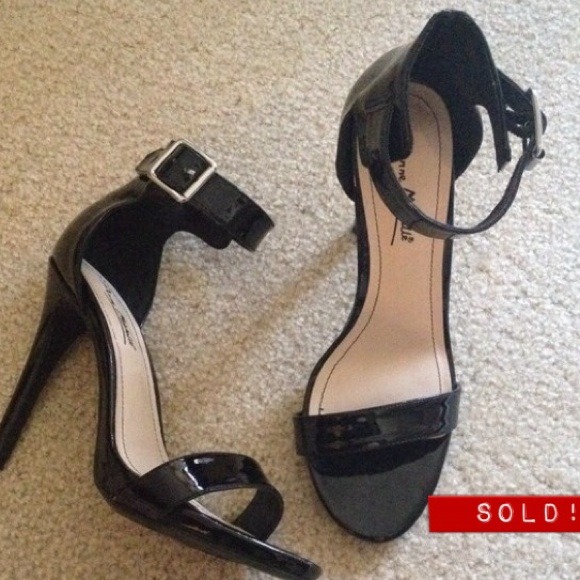 🌟New Listing🌟Brand New Black Heels