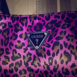 Authentic guess tote!