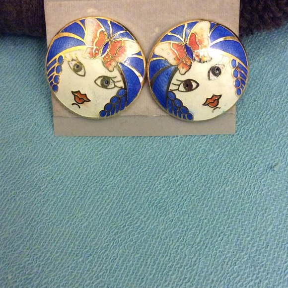 Vintage earring - Picture 1 of 1