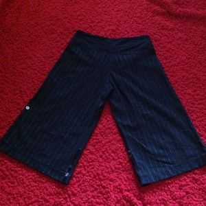 Lululemon tights/pants in size 6